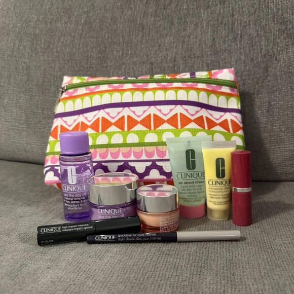 Clinique Set of 9 Skin Care/ Make Up Travel/Gift Set With Cosmetic Bag - Picture 1 of 13